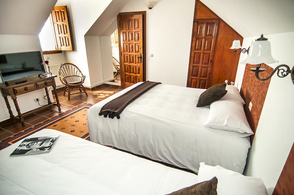 Hotel Rectoral De Areas Tui Exterior photo